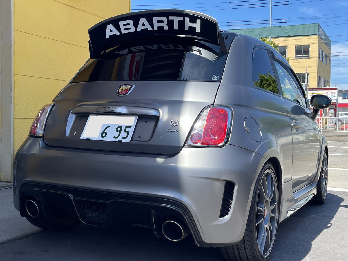 アバルト695 biposto ABARTH純正70TH ANNIVERSARY ESSEESSE 可変リアスポイラー